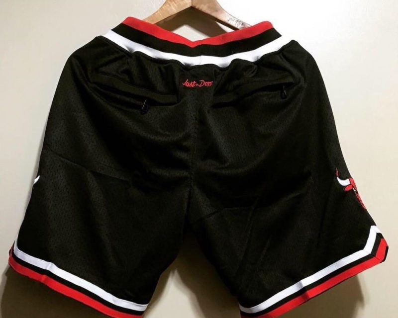 Chicago Bulls Shorts (Black) 3