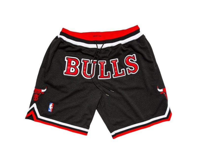 Chicago Bulls Shorts (Black)